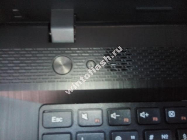 Ноутбук Lenovo с боковой кнопкой включения. Отверстие с кнопкой novo button -. Леново ноутбук 2011 что за кнопки рядом с кнопкой включения. Novo button menu Lenovo. Как выключить ноутбук леново